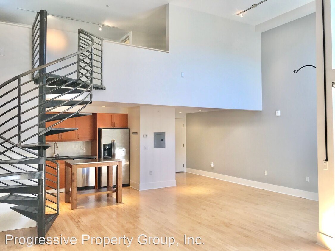 Primary Photo - 1 br, 1.5 bath House - 2600 18th Street, #12