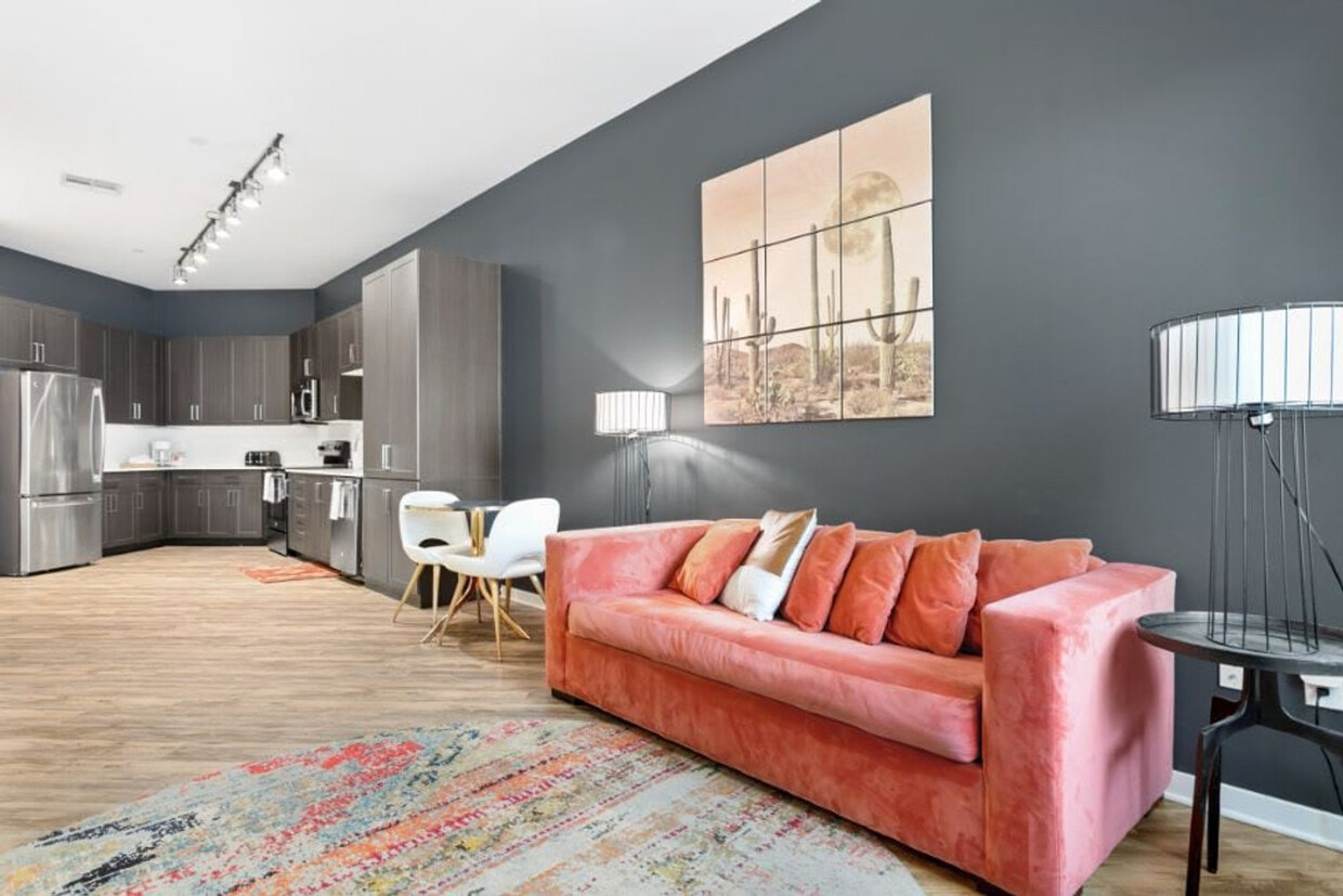 Foto principal - 4857 N 8th Pl