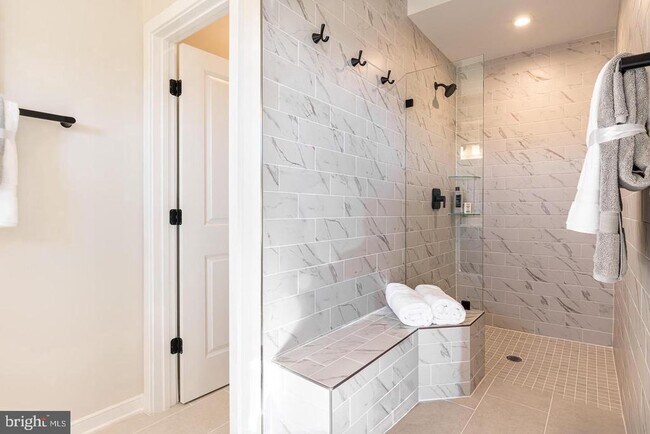 Foto del edificio - 20916 Bluebird Sq