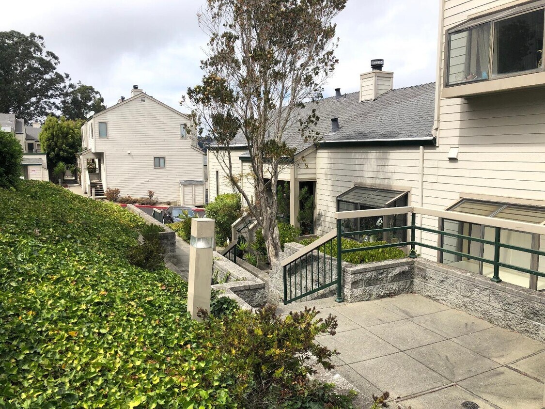 55 Appian Way, South San Francisco, CA 94080 Condo for Rent in South