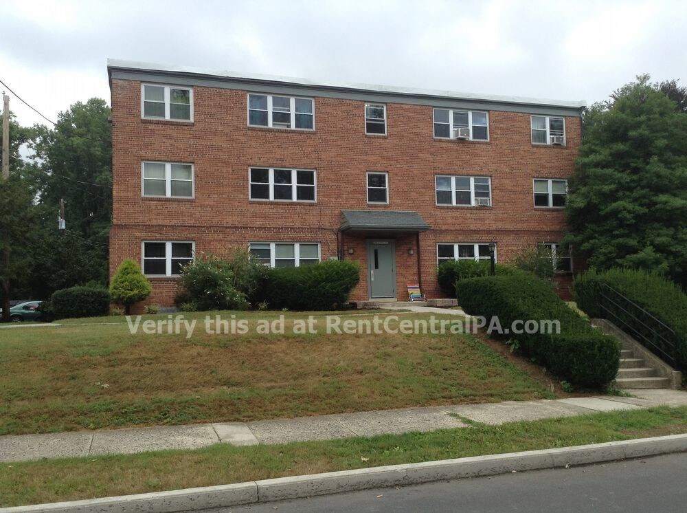 305 W Willow St Unit 301, Carlisle, PA 17013 Room for Rent in