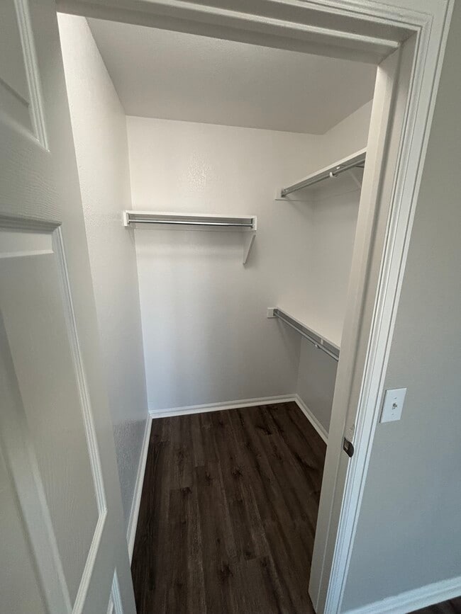 Foto del edificio - 2756 Thorncreek Ln