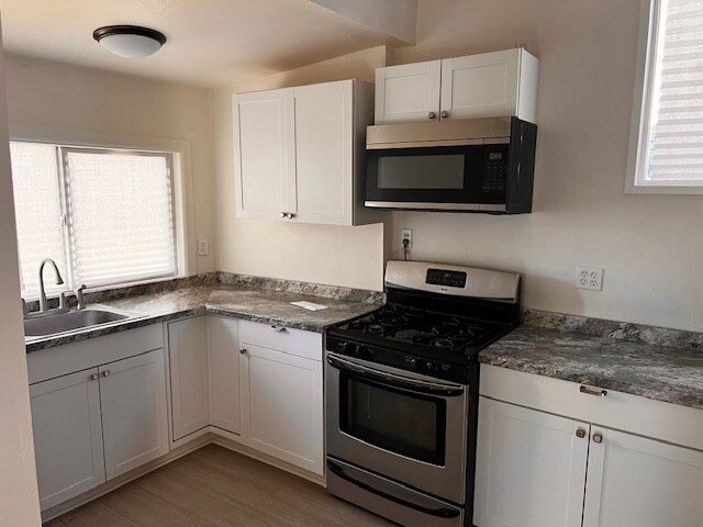 Foto del edificio - 2209 N Washington St