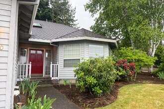 Building Photo - 18730 SW Marne Ct