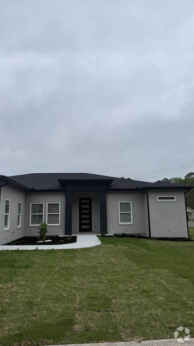 Building Photo - 219 Fox Chase Cir