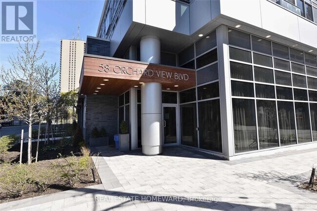 Photo du bâtiment - 58 Orchard View Blvd