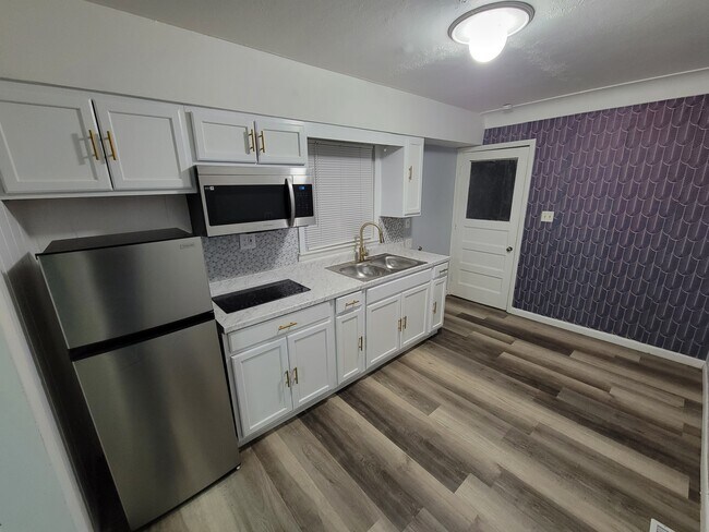 Foto del edificio - 1860 S Shore Blvd