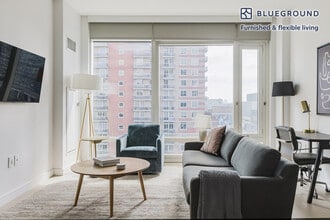 Building Photo - 572 11th Ave