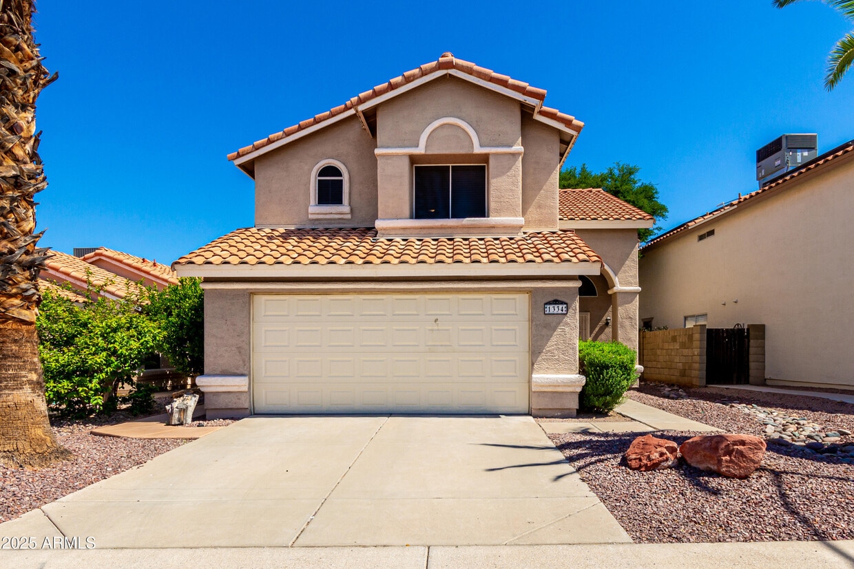 Foto principal - 1334 E Helena Dr