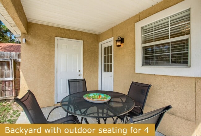 Building Photo - 8227 S Lagoon Dr