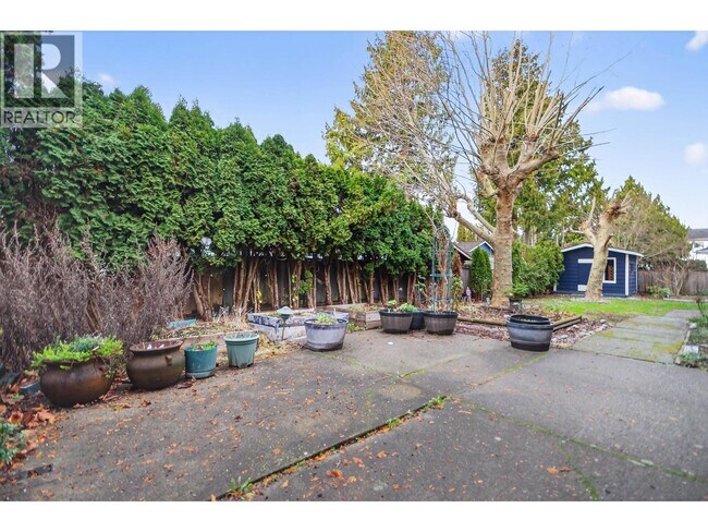 Building Photo - 9839 Waller Ct