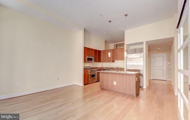 Foto del edificio - 2425 L St NW