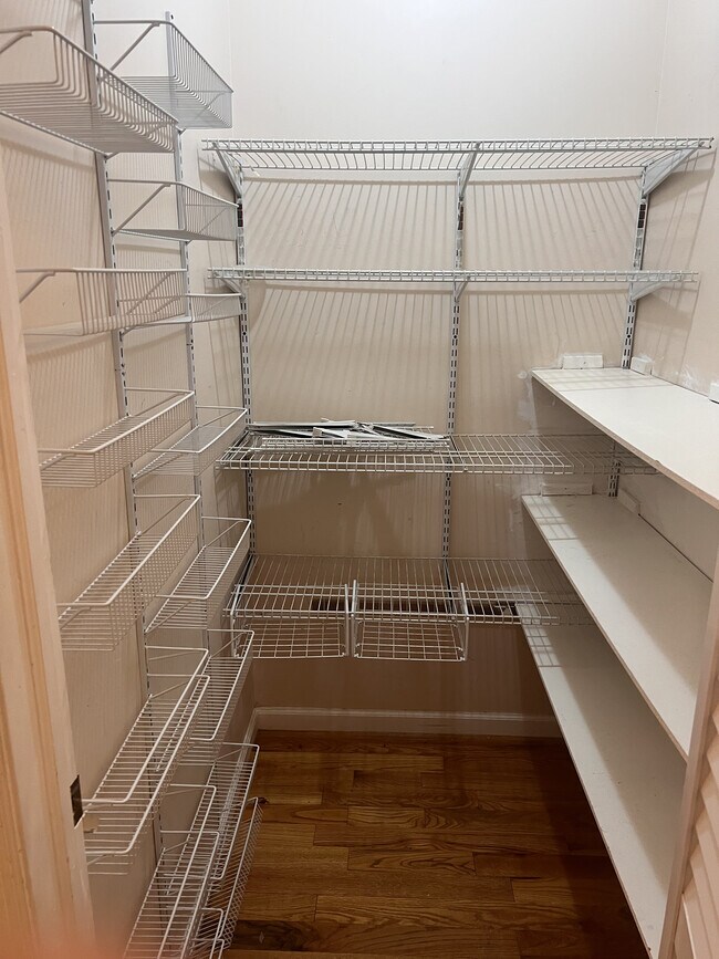 Foto del edificio - 260 Boyd Ave