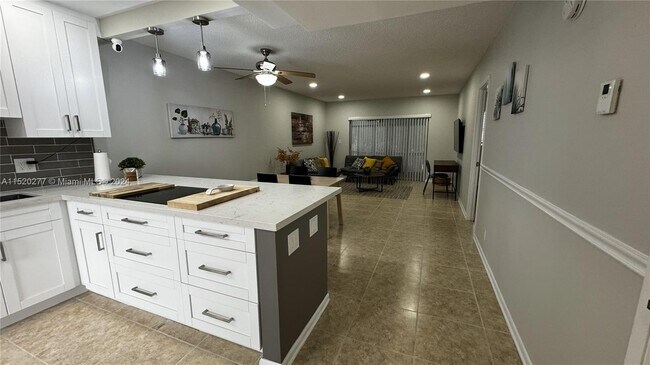 Foto del edificio - 5200 Washington St