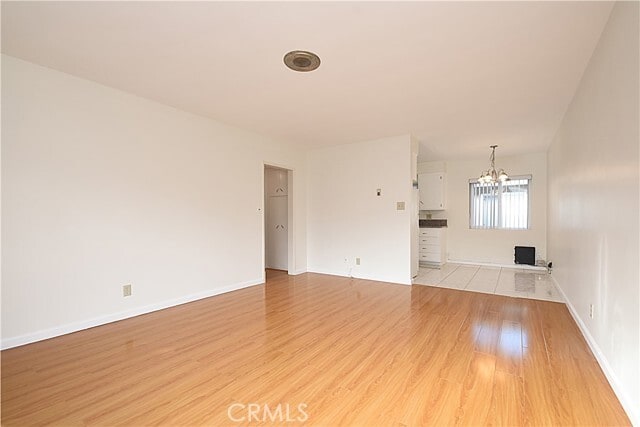 Foto del edificio - 21023 Donora Ave