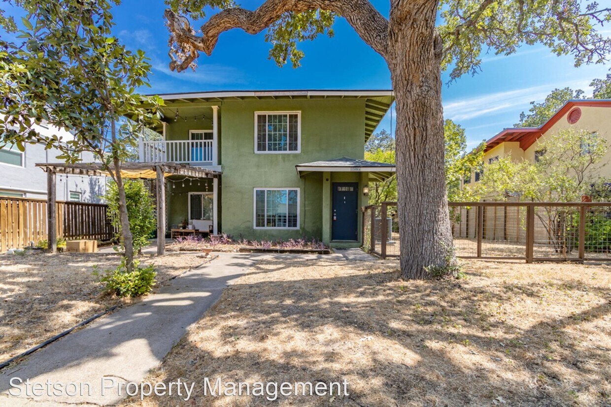 Primary Photo - 2 br, 1 bath House - 1506 Ashwood Rd Unit #B