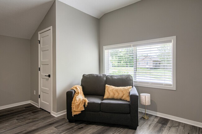 Foto del edificio - 7105 N Walnut St