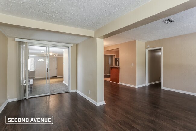 Foto del edificio - 406 Nightingale RD