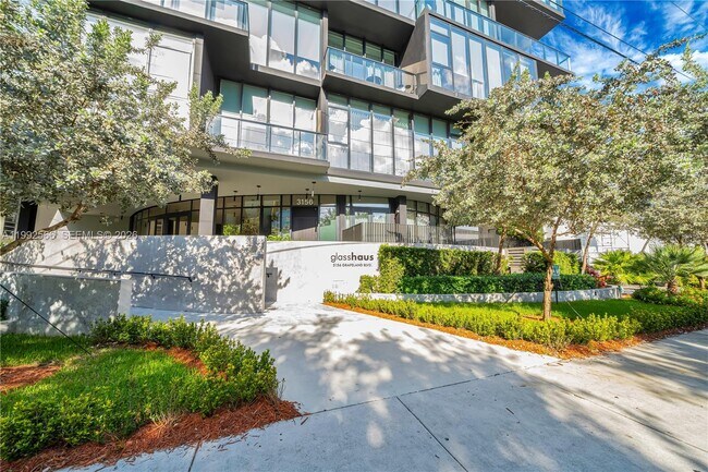 Foto del edificio - 3156 SW 27th Ave