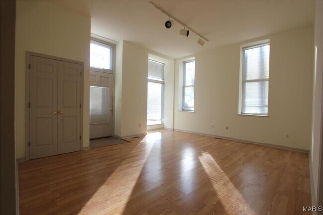 Foto del edificio - 2307 S 39th St
