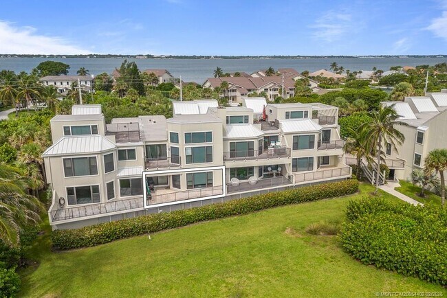 Foto del edificio - 2051 NE Ocean Blvd