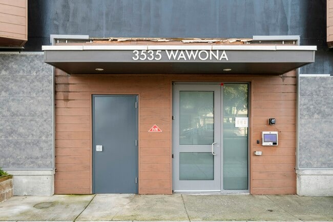 Building Photo - 3535 Wawona St