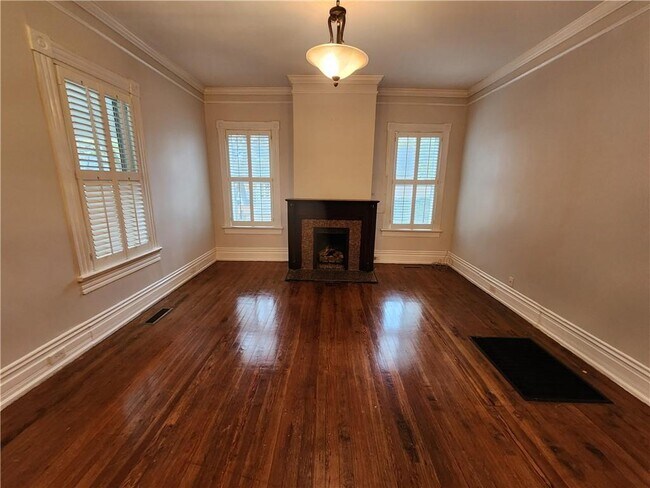 Foto del edificio - 1055 Longley Ave NW