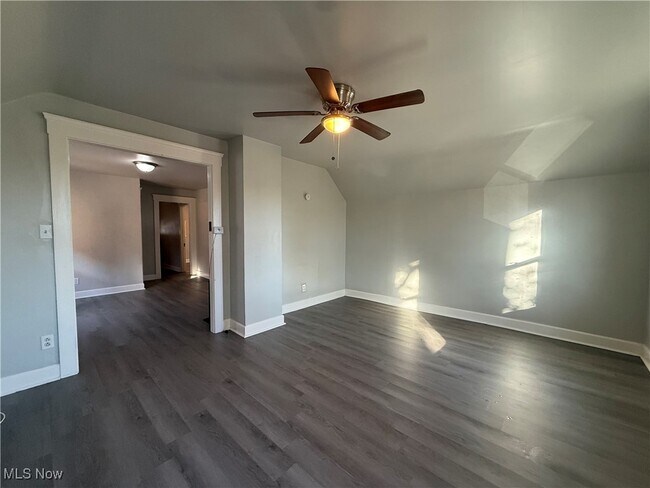 Foto del edificio - 6014 Madison Ave