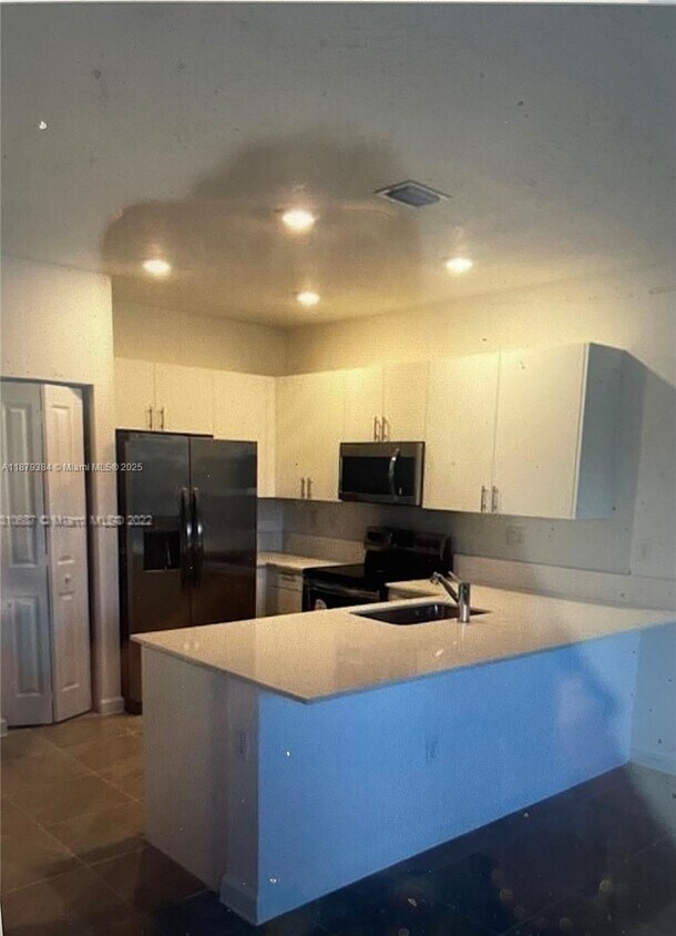 Foto del edificio - 2609 SE 10th St