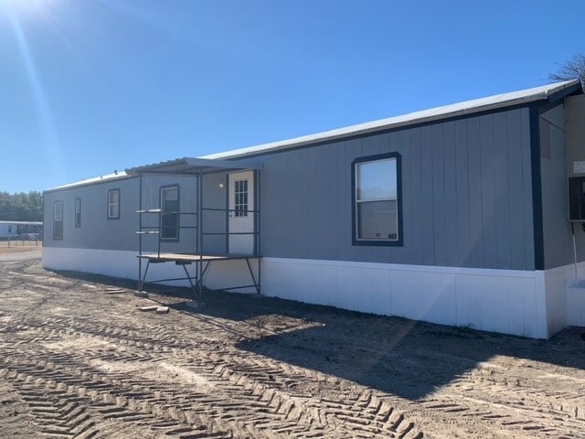 Building Photo - Early Bird Estates Unit #8