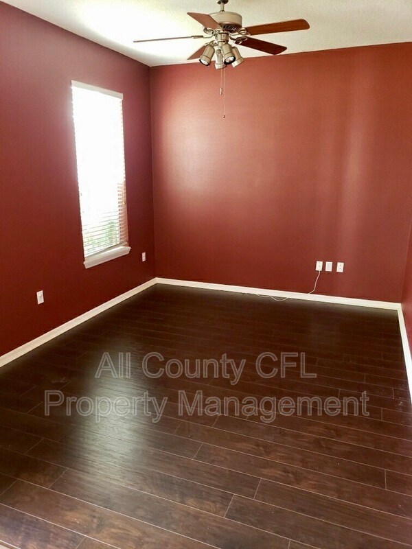 Foto del edificio - 10481 Eastpark Woods Dr