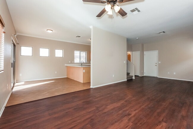 Building Photo - 1190 S Red Rock Ct