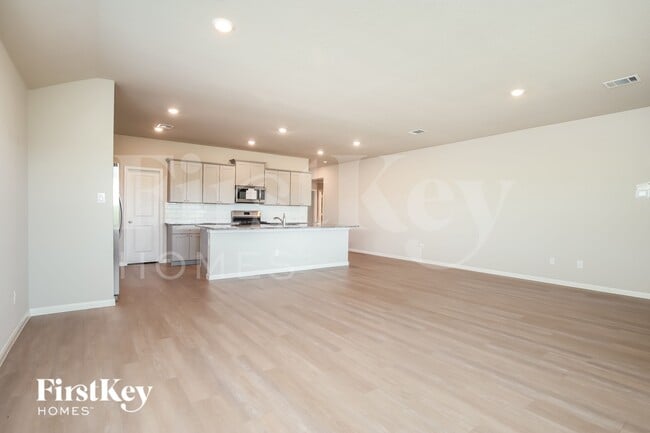 Building Photo - 13011 Thyme Wy