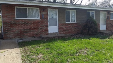 Building Photo - 10116 Douglas Ct