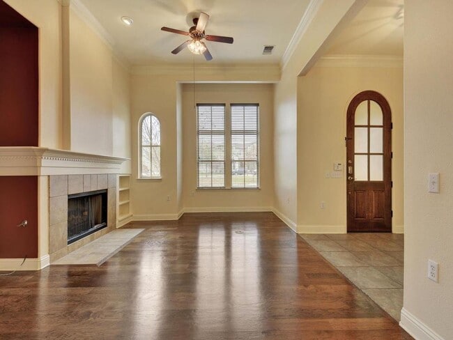 Building Photo - Mueller 3 Bed Home