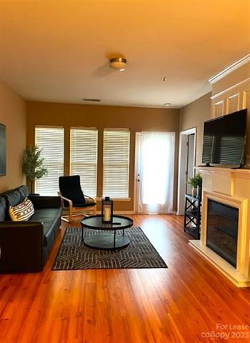 Building Photo - 14921 Santa Lucia Dr