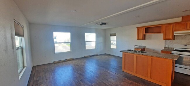 Building Photo - 378 Petrol Rd