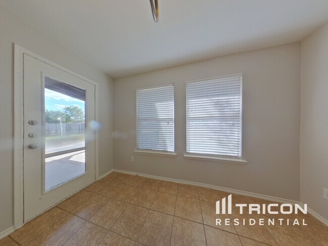 Foto del edificio - 2243 Pecan Ridge Dr