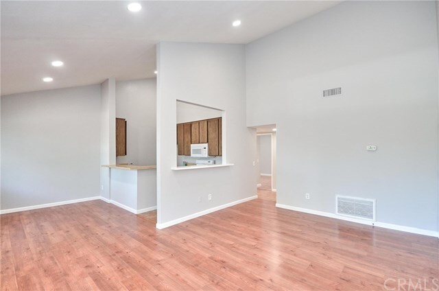 Primary Photo - 15240 Ocaso Ave