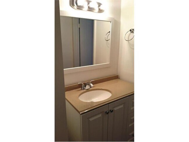 Foto del edificio - 8059 SW 21st Ct