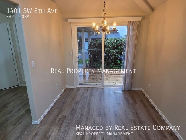 Foto del edificio - 1401 SW 8th Ave