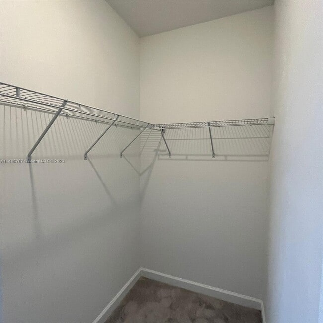 Foto del edificio - 16275 SW 292nd St