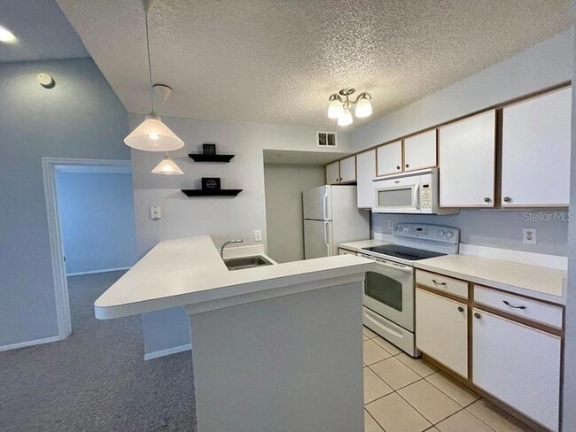Foto del edificio - 2212 Grand Cayman Ct