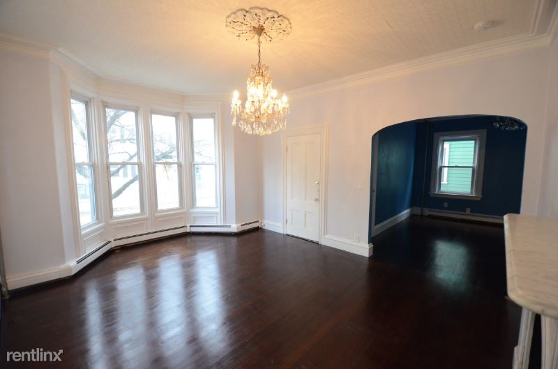 Primary Photo - 2 br, 1 bath Apartment - 36 Wood St