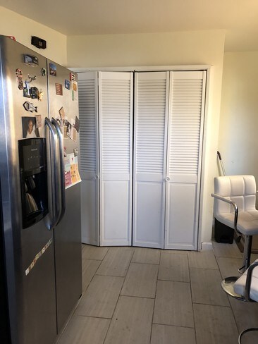 Cocina - 2515 Oliver Ave