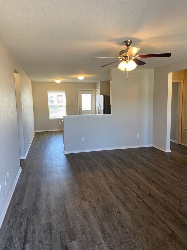 Foto del edificio - *$99 Move-in Special* | Three Bedroom | Tw...