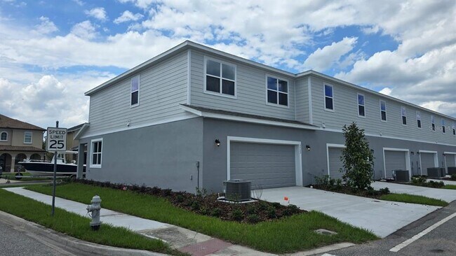Foto del edificio - 3323 Grande Heron Dr