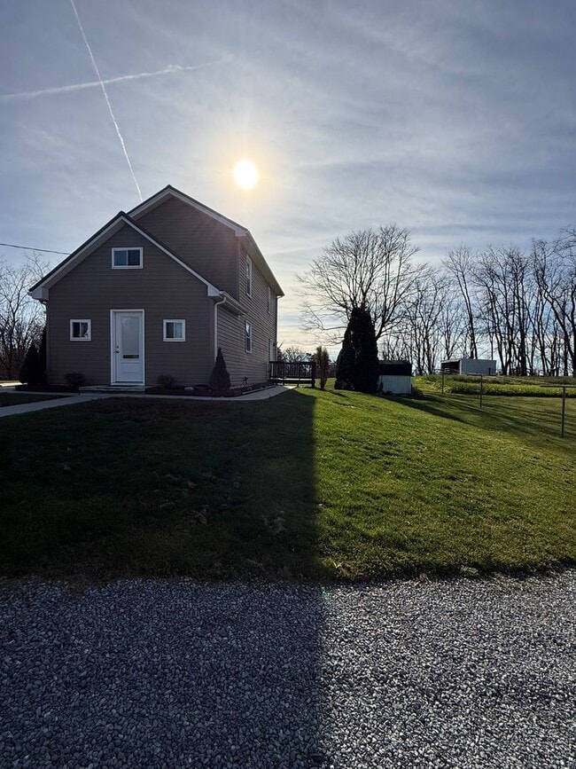 Building Photo - 36 Windy Hill Rd