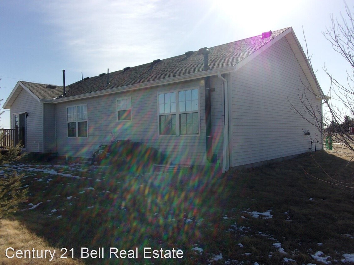 Building Photo - 4 br, 3 bath House - 7212 Cox Road