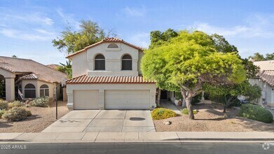 Building Photo - 630 W Navarro Ave